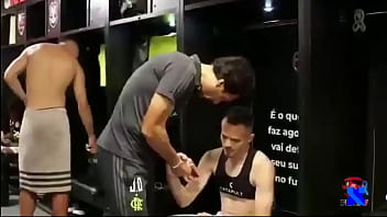 Preview 1 of Slip Big - Bunda do Jogador Pablo Mari