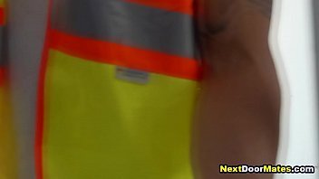 Preview 2 of Home Secrete Xnxx In Mom - Big cock customer bareback fucks his electrician