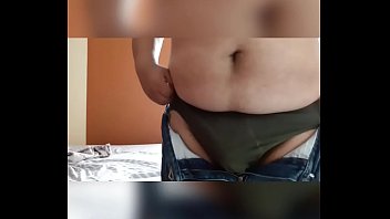 Preview 2 of Sunny Lione Xxx Rap - Gordo mostrando su pene