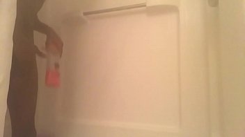 Preview 1 of Ahri Sex - Alone horny in the shower