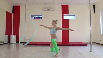 Preview 1 of Korian X Vedio 8 Years - Dora Tornaszkova hot naked gymnastics