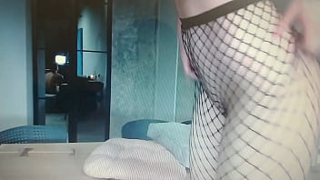 Preview 3 of Brunette Mature Doggy - Hermosa trigue&ntilde_a jugando con su cl&iacute_toris