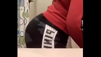 Preview 3 of Aletta Oe - Hood bitch love twerkin for the dick