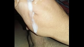 Preview 4 of Naughty Mommy - Lechita bebe