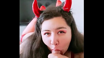 Preview 2 of Sanny Lon Xx Video Com - Lizren Oral De Diablita Chilena