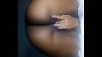 Preview 3 of Desi Bhabhi Toilet - Vem meter na minha bucetinha