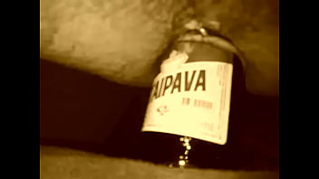 Preview 2 of Tommy Defloration Video - Gostoso garrafa tudinho dentro