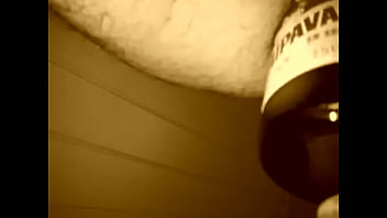 Preview 4 of Tommy Defloration Video - Gostoso garrafa tudinho dentro