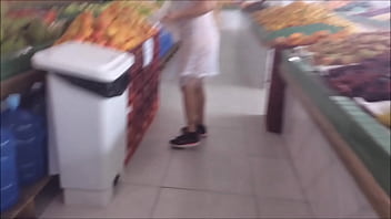 Preview 1 of Indian Colleague Secret Fucking - Kellenzinha casada enlouquece e vai fazer exibicionismo no mercado publico lotado