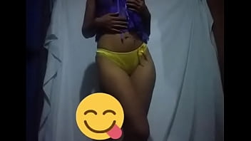 Preview 1 of Porntsar - Mi linda novia insinuando se