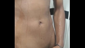 Preview 2 of Pumping Butt - Pau enorme
