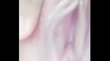 Preview 1 of Small Teen Dad - của be vy lan vy tự sướng
