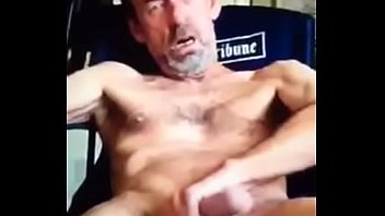 Preview 3 of Cumshoot In Sexy Mouth - ChrisNude