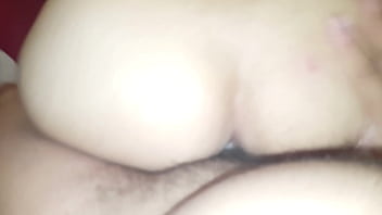 Preview 1 of Alt Ujubg - Desbaratando culito a Peruana