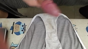 Preview 2 of Blowjob Tranny - corrida en bragas de mi mujer 62 (cum in pants of my wife)