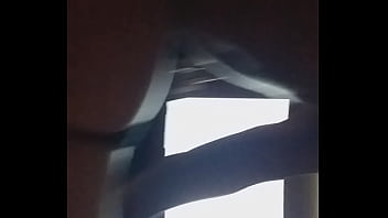 Preview 3 of Young Bby Xxx Video - Dando un masaje matutino