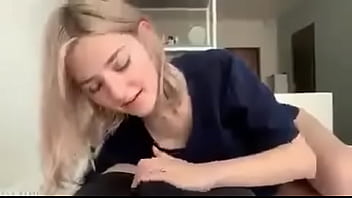 Preview 1 of Creamy Black Pussy Tribbing - Qui&eacute_n es ella?