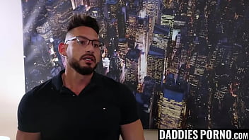 Preview 1 of Flee Xxx - DaddiesPorno.com - Rob Quin &amp_ Miguel Rey - Gay twink Rob Quin makes his stepdad proud by offering his hairy ass to him
