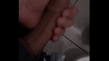 Preview 2 of Xn Fucking - Punheta no trabalho