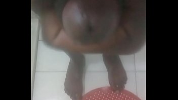 Preview 4 of Abg Vs Old Man Xxx Jepang - Gozando no banho