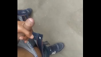 Preview 4 of Hd Pron Soni - Hetero  me muestra  la verga    estacionamiento  2