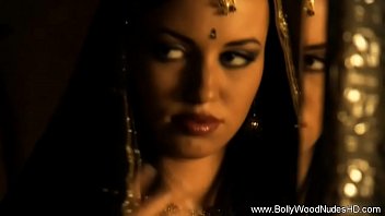 Preview 1 of Sodomie Douloureuse - Brunette Beauty Is All You Need