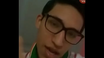Preview 3 of Infean Poran - pebinha dotado seduzindo para sua namorada e caiu na net