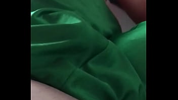 Preview 4 of Porn Pornn Video - Gordinho acariciando o pau