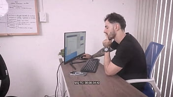 Preview 1 of Vheos Sxxx - Distracted secretary MollySmithx fucks hard with her boss in the middle of the work day | Juan Bustos OFFICE