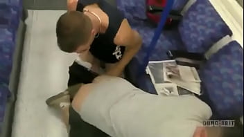Preview 1 of Superfuckers 17 - Me siga no instagram @eusouluanalmeida .Novinhos no metr&ocirc_,  sexo gay , branquinhos!
