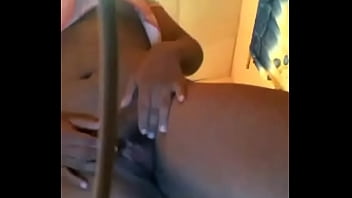 Preview 3 of Roxanne Sucking Dick - Ni&ntilde_a follando