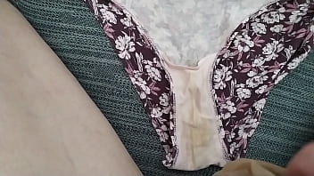Preview 3 of Sleepy Bijou Kitten - Corrida en bragas de mi mujer 60 (cum in pants oficial my wife)