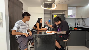 Preview 2 of Indian Sectery - Me aprovecho de mujer sin trabajo y busco la excusa de obligarla a tener sexo duro a cambio de la oferta laboral.