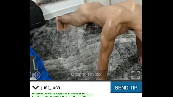 Preview 4 of Durin Cumshooting - Ejercicios lagartijas