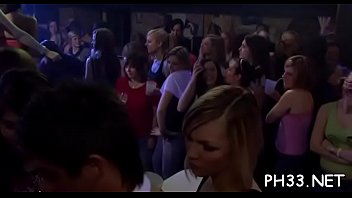 Preview 4 of Fatty Ladies Porn Videos - Yong boyz dripping slots pussy