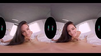 Preview 3 of Hot Mom Xx Vidieo - VRHUSH Petite babe Leanne Lace wants you to fuck her hard