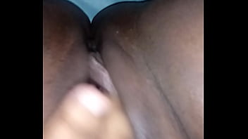Preview 1 of Sexy Milf Tina Bj - Paty safada se masturbando