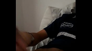 Preview 1 of Blamed C - Novinho batendo uma