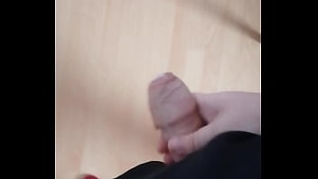 Preview 2 of Videos Teacher Sexy Xxnx - Teenager spritzt auf Hotelboden