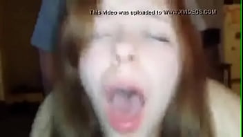 Preview 2 of European Army Police Sexc - Trio con morrita Carita de pendeja la conoc&iacute_ en Tinder,  vino a mi casa y mi roomie y yo nos la cogimos