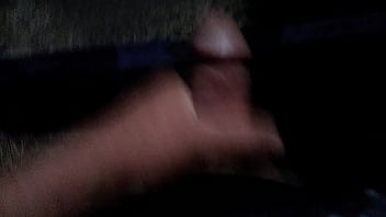 Preview 1 of Tyube8 - PUNHETA DE MADRUGADA NA RUA
