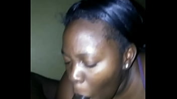 Preview 2 of Sex Chin Hd - GOOD HEAD AND A FAT ASS MAKE A n. NUT QUICK She was twerkin on that dick !!!