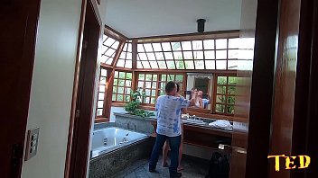 Preview 4 of Suny Reon Xxx Moed - Bastidores da novinha Paola Gurgel com o diretor - Hugo Belfort - Sandro Lima - Binho Ted - Big Bambu