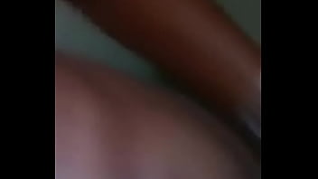 Preview 4 of Mia Khalifa Juicy Pussy Pic - novinho branquelo fala putaria