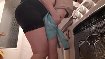 Preview 2 of Ruma Boudi Sex Video - I waited until no one was home to fuck my stepdaughter hard - Girls fly orgasm