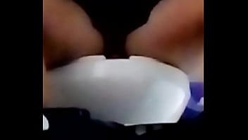 Preview 1 of Valetinav Nappil - Ba&ntilde_o esp&iacute_a p&uacute_blico