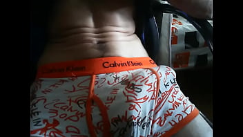 Preview 1 of Public Wank 5 - aburrido!