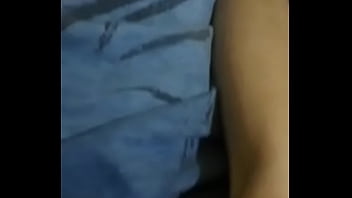 Preview 4 of Mom And Grandma Fuck Son - Me hago la paja a mano cambiada [Termina mal]