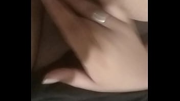 Preview 2 of Nisht Frees Bra Sex - Novinha de calcinha pequena