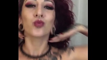 Preview 4 of See More Xxx Porn Vide - Recado da Adila V&ecirc_nus para vcs! Sigam ela no Instagram: iwula l&aacute_ no insta.#AdilaVenus
